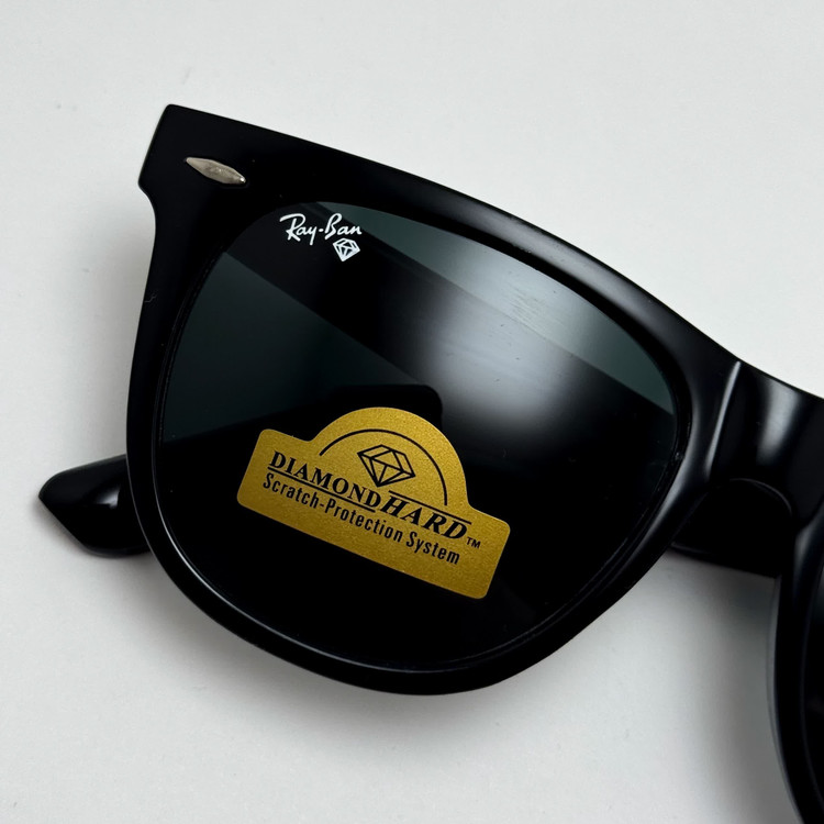 عینک آفتابی ریبن ویفرر شیشه سنگ مشکی براق به همراه پک کامل ریبن Rayban WAYFARER RB 2140 سایز 54
