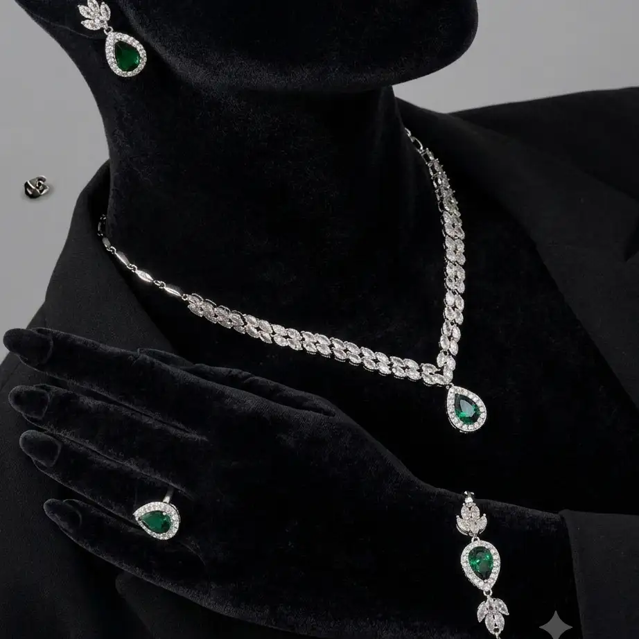 سرویس زنانه گردنبند-گوشواره-انگشتر-دستبند-گوشواره جواهری خوشه ای تک نگین اشک رنگ ثابت کد amp (پس کرایه)