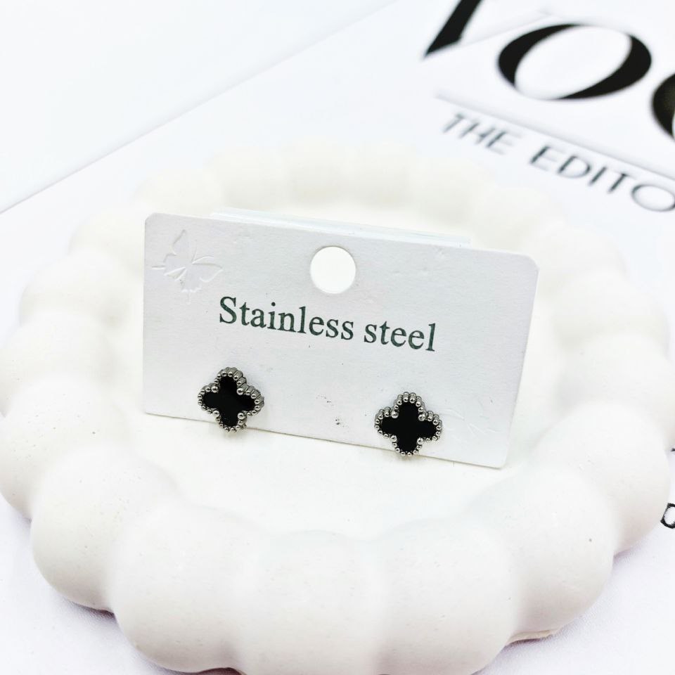 گوشواره استیل زنانه طرح گل ونکلیف Vancleef تنوع رنگ رنگ کاملا ثابت کد mp (پس کرایه)