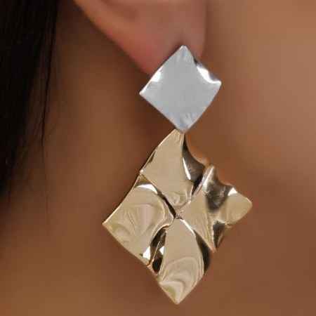 گوشواره آبکاری نقره طرح آویز مروارید تنوع طرح رنگ ثابت کد tj (پس کرایه)