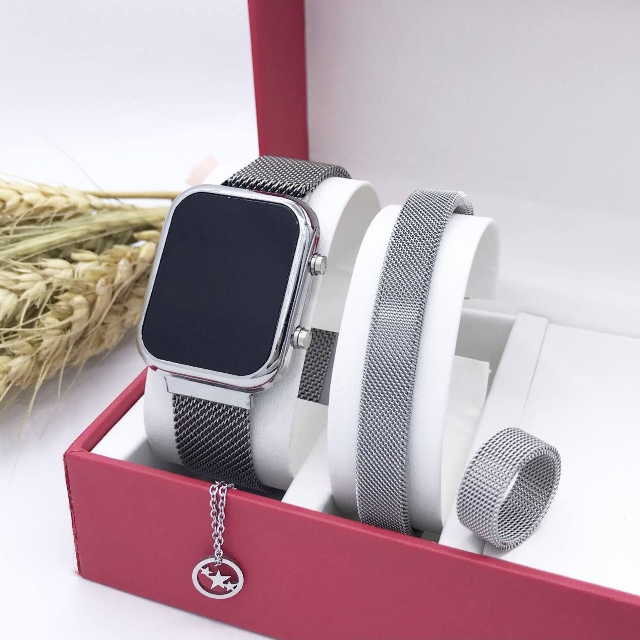 ست کامل دخترانه و پسرانه حصیری ساعت ال ای دی درجه یک و دستبند و انگشتر حصیری استیل ارسال رایگان