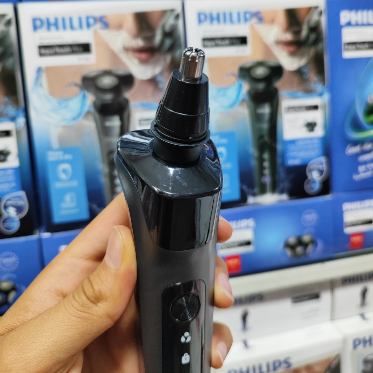 ماشین اصلاح سه تیغ صورت سه کاره فیلیپس مدل PT-921
