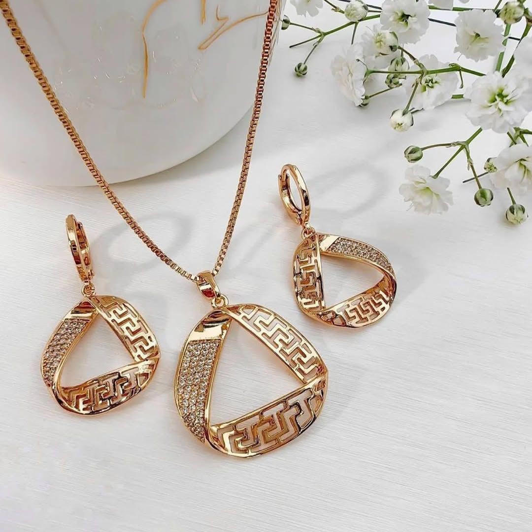 نیم ست ورساچه ژوپینگ طرح طلا گالری هیما