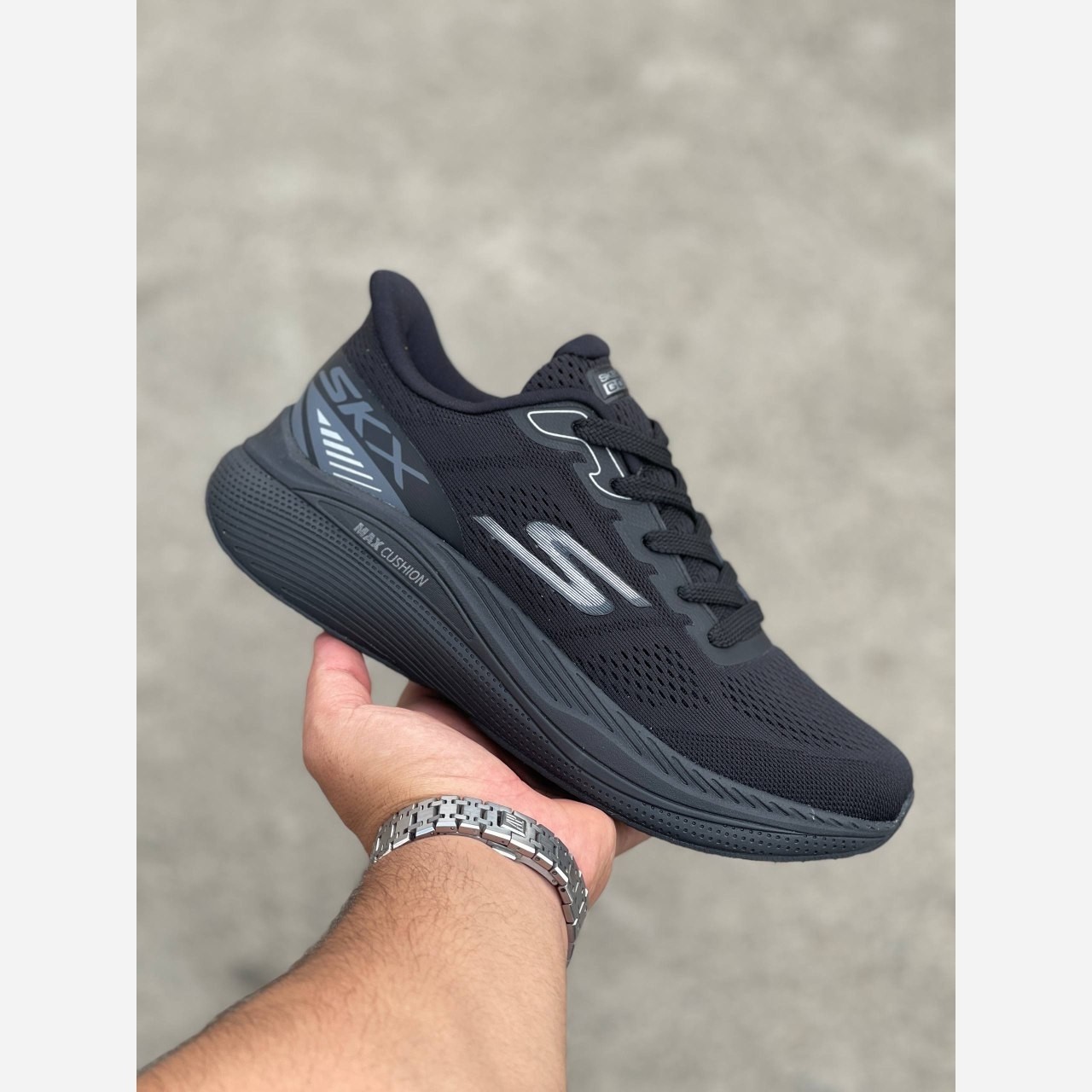 کتونی راحتی اسکیچرز مردانه مناسب پیاده روی