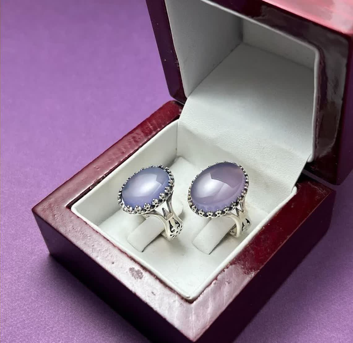 انگشتر نقره عقیق سوسنی رکاب نیزه – جلوهای از اصالت و انرژی درخشان کد 3889