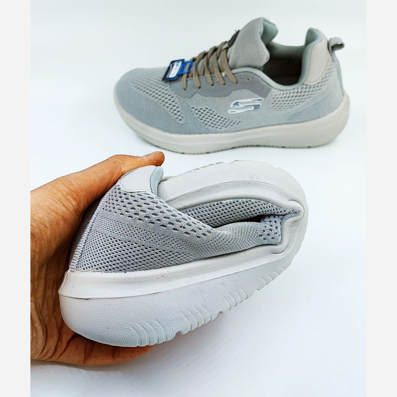 کفش مردانه طبی اسکیچرز مشکی ( باکیفیت )