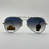 عینک ریبن خلبانی شیشه سنگ آبی هایلایت فریم نقره ای به همراه پک کامل ریبن کد Rayban RB 3025 (ارسال رایگان)