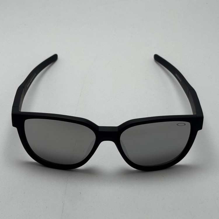 عینک آفتابی اوکلی سبک OAKLEY آمریکایی مشکی عدسی آیینه کد 2435 (ارسال رایگان)