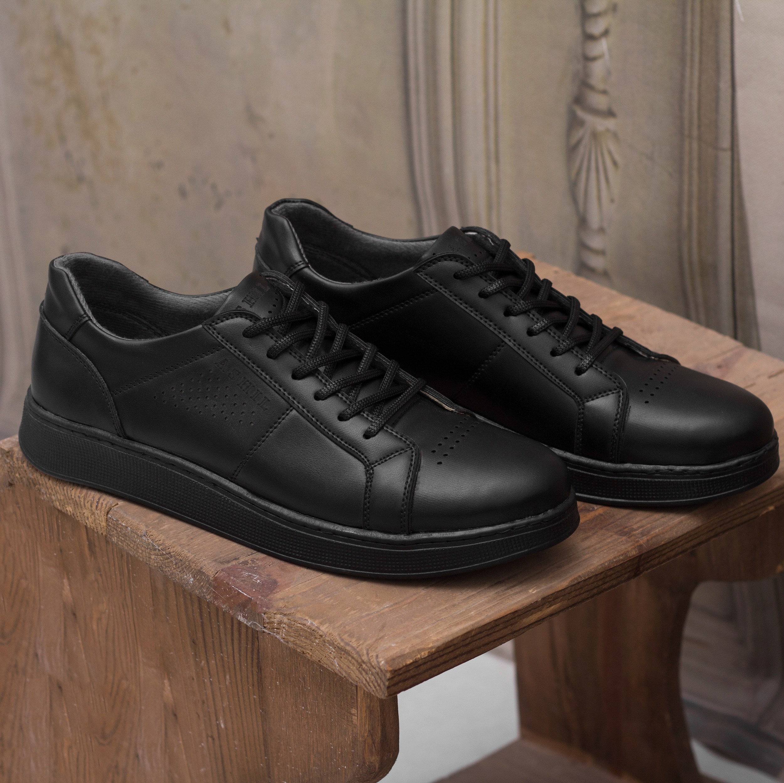 کفش اسپرت مردانه مدل دایان رنگ مشکی زیره مشکی