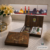 بسته فرهنگی سوغات کربلا ( صندوقچه بهشتی)7 عنوان سنگ حرم و قاب فرش و عطر وآب سرداب حرم حضرت عباس و تسبیح مهر تربت کربلا