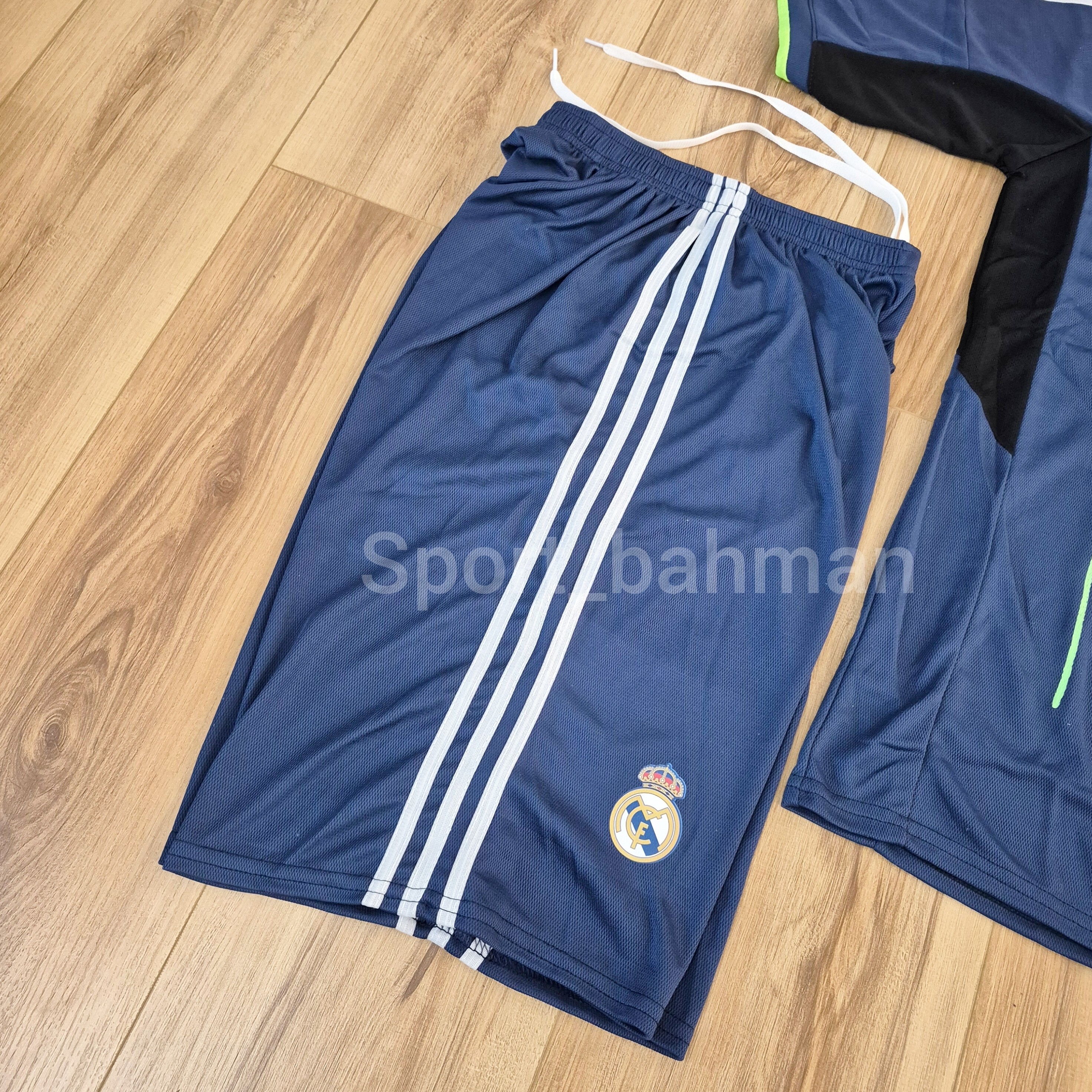 لباس ورزشی رئال مادرید سرمه ای